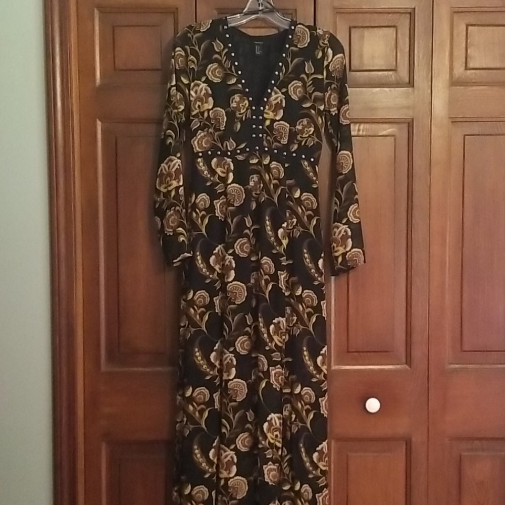NWOT Forever 21 flowy dress